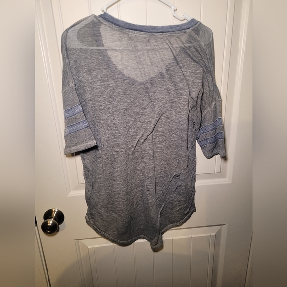 Altar'd state tee size medium - Picture 5 of 5